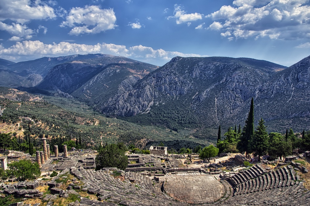 CRUCEROS GRECIA DELFOS ITEA CRUCEROS DESCUENTO CRUCEROS CULTURALES RUINAS GRIEGAS CRUCEROS ISLAS GRIEGAS CRUCEROS DIFERENTES CRUCEROS CULTURALES DELFI ORACULO DE DELFOS CRUCEROS ARQUEOLOGIA